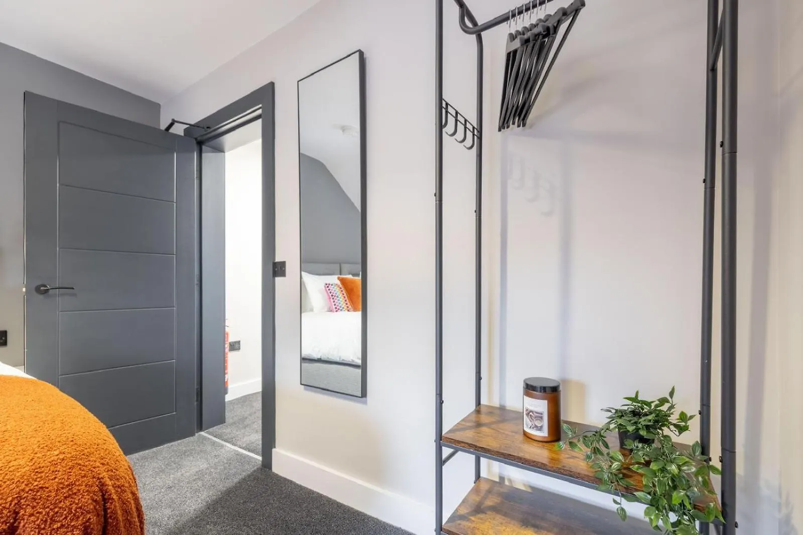 Queens Spacious 3 Bdr & 2 Bdr By Citygo Apartments Belfast