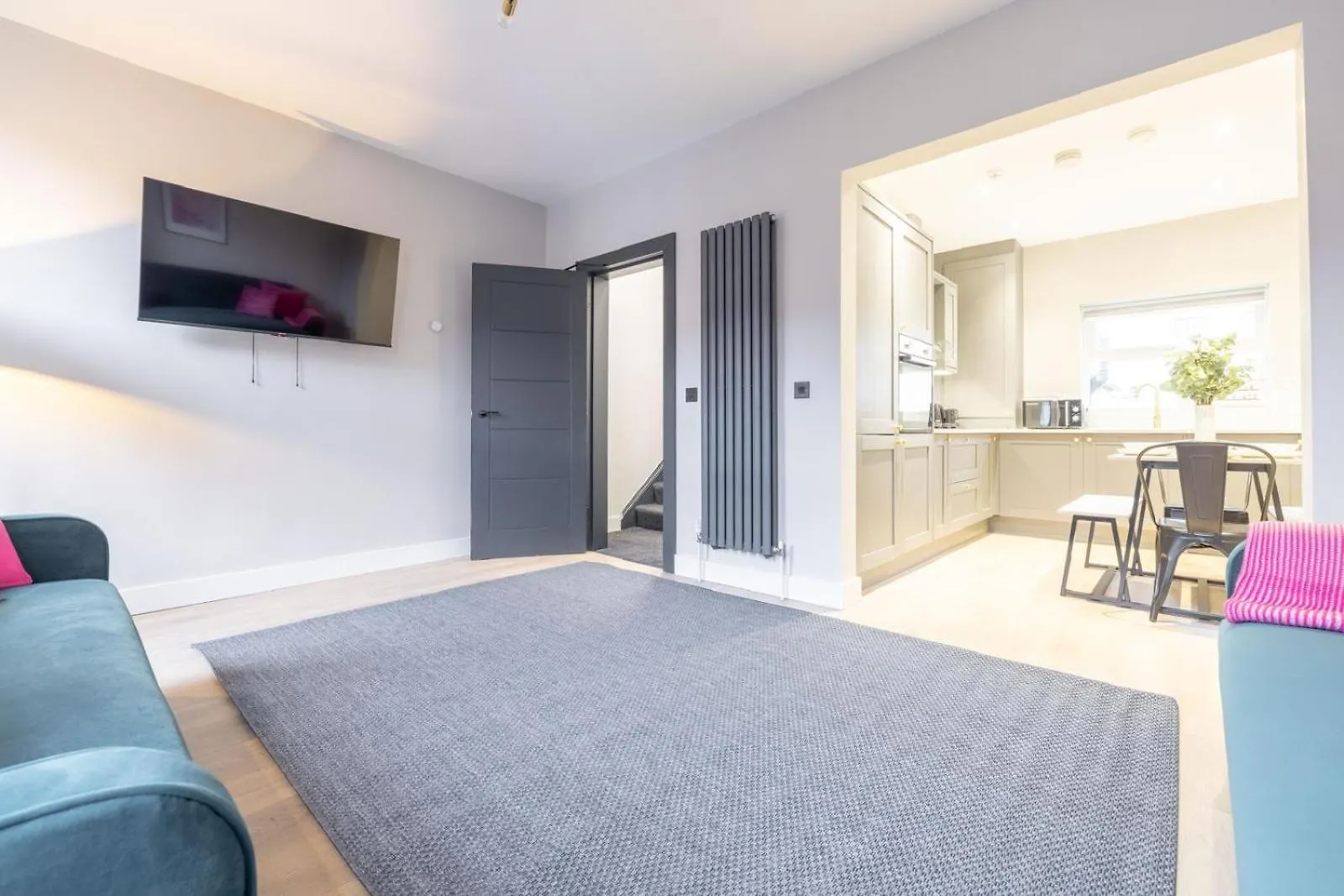 Queens Spacious 3 Bdr & 2 Bdr By Citygo Apartments Belfast 0*,  United Kingdom