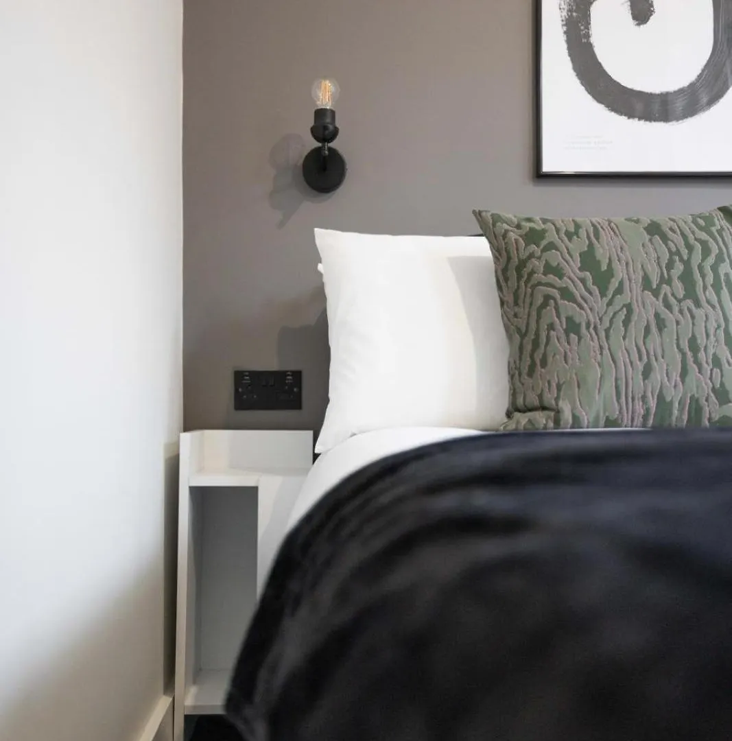 Queens Spacious 3 Bdr & 2 Bdr By Citygo Apartments Belfast