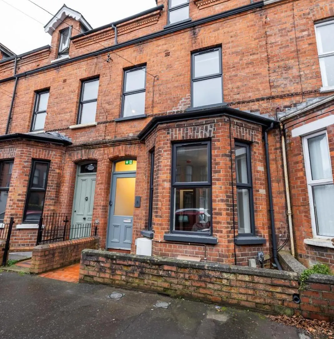 Queens Spacious 3 Bdr & 2 Bdr By Citygo Apartments Belfast